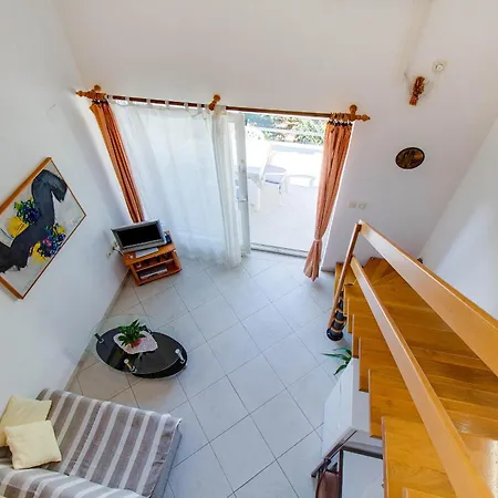 Lela Mali Lošinj